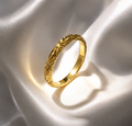 Almaz SOLID 14k Engraved Band